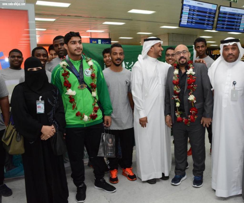 الاتحاد السعودي لرفع الأثقال يلمع ذهباً وحصول اللاعب علي العثمان ذهبية العالم في بطولة العالم لرفع الأثقال 